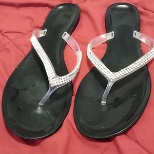 Blacl flip flops with Bling
